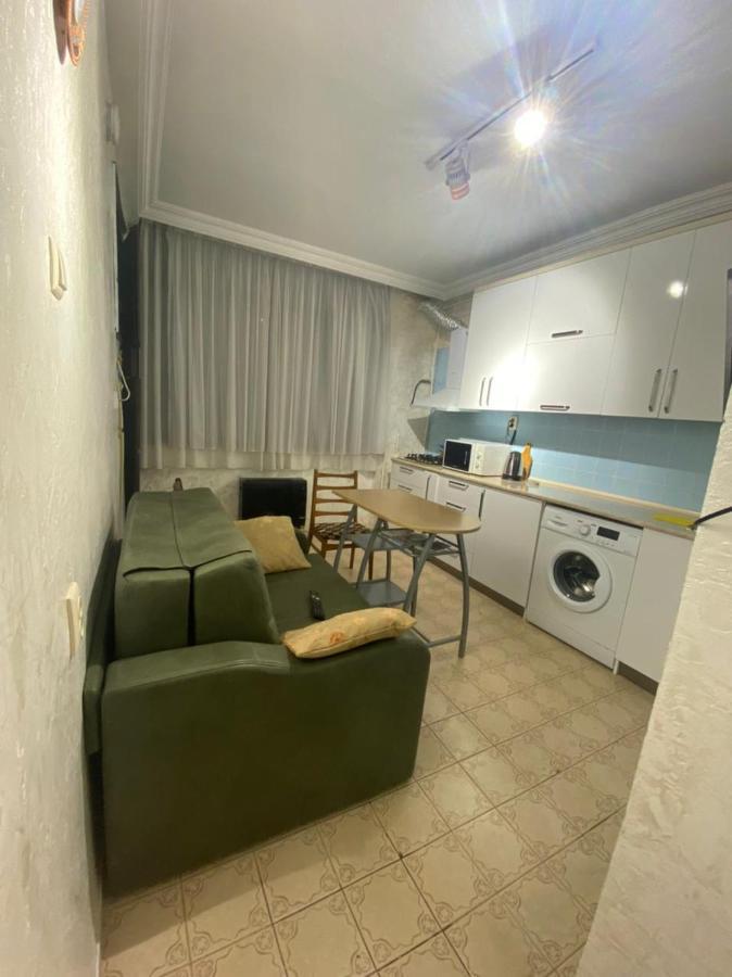 Apartment Ge Zvezda Batumi Zewnętrze zdjęcie